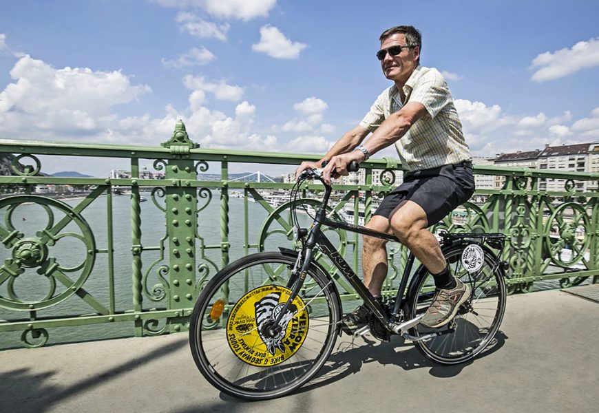 Private Danube River Views Bike Ride