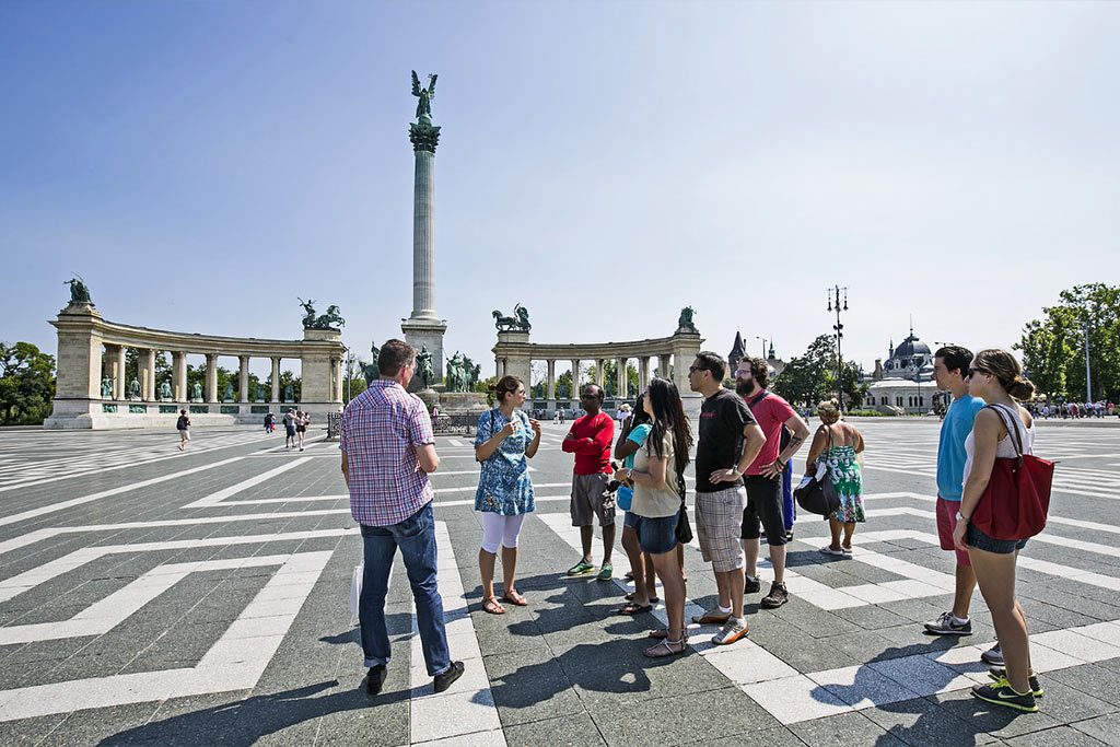 absolute walking tours budapest