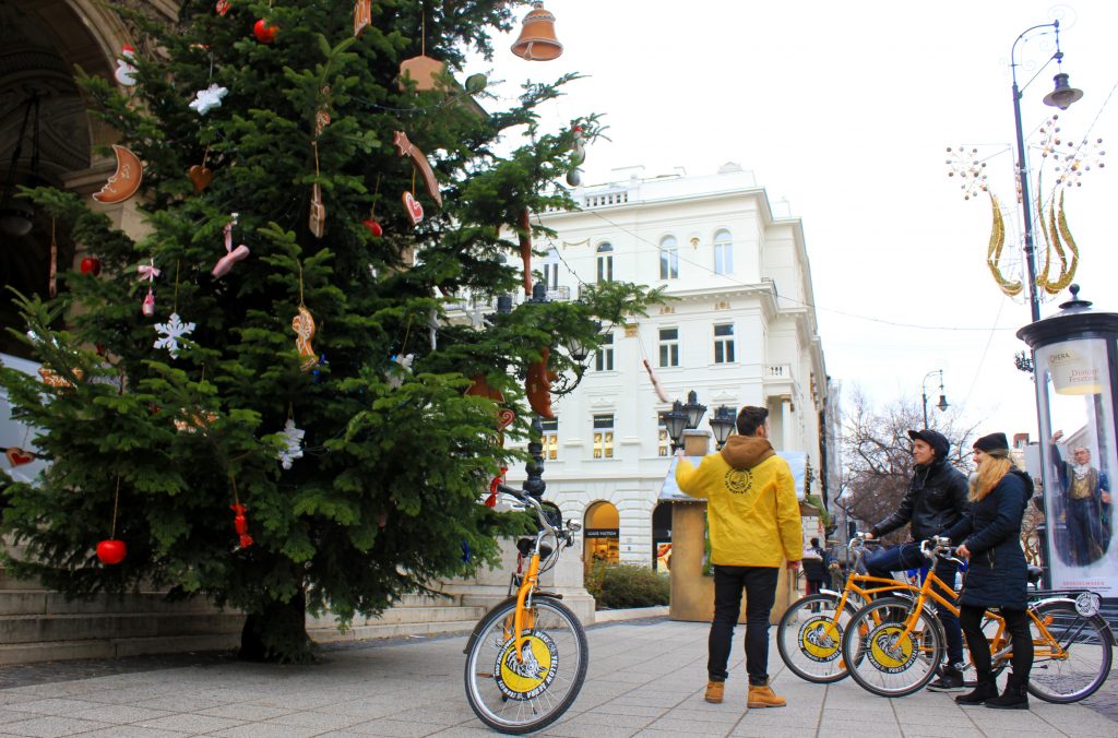 Absolute winter bike tour, winter bike tour, absolute budapest, winter in Budapest, winter biking, cycling in winter